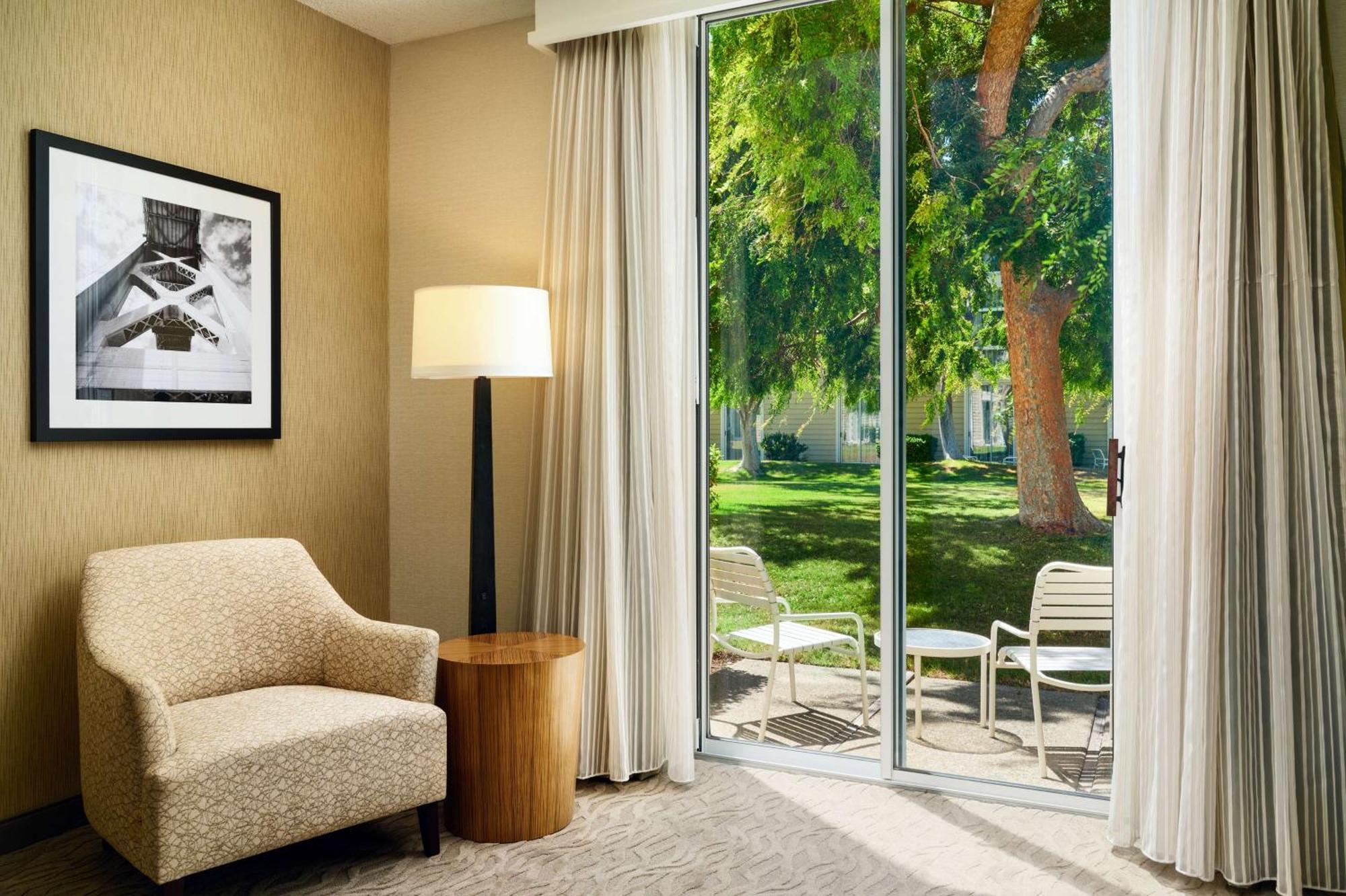 ฮิลตัน โอ๊คแลนด์ แอร์พอร์ต โฮเต็ล Hotel โอ๊กแลนด์ ภายนอก รูปภาพ
